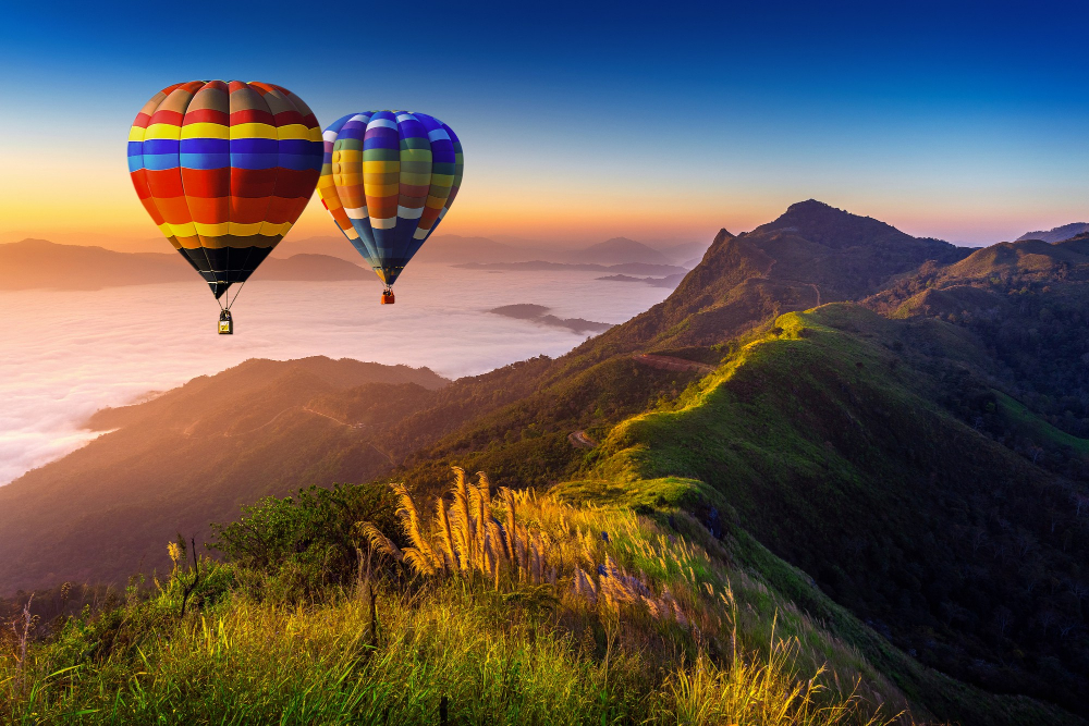 Bono vuelo - Paisajes, niebla matutina, montañas y vuelos en globos aerostaticos